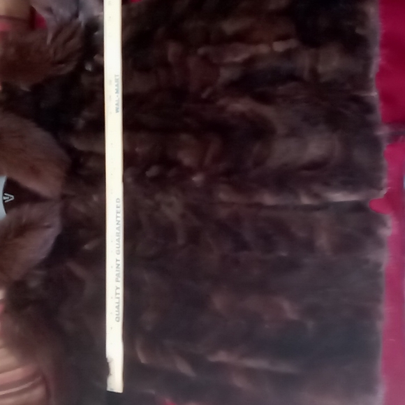 Mink/ Fox Short Jacket Size M/L - Picture 9 of 16